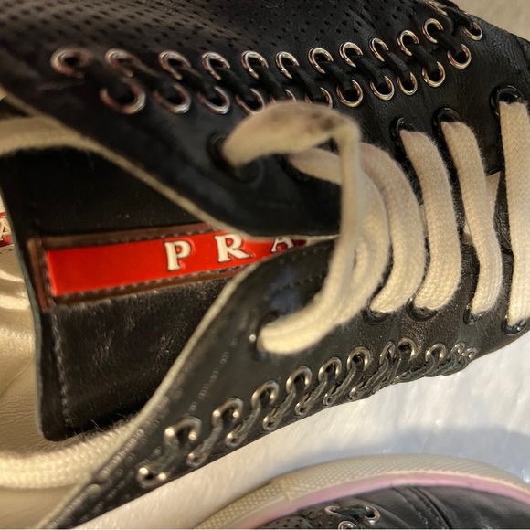 Prada Black and White Low-Top Sneakers with Textured Leather - Picture 5 of 15